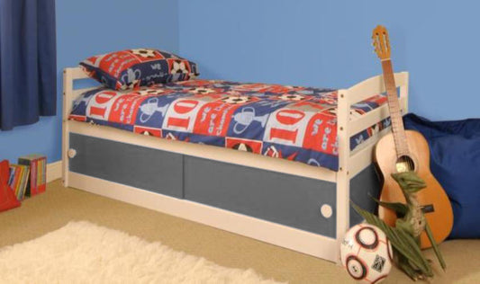 Single 3ft Bed with Slide Storage: Space-Saving and Convenient Design